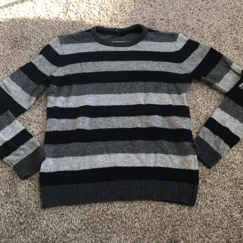 H&M Divided striped sweater